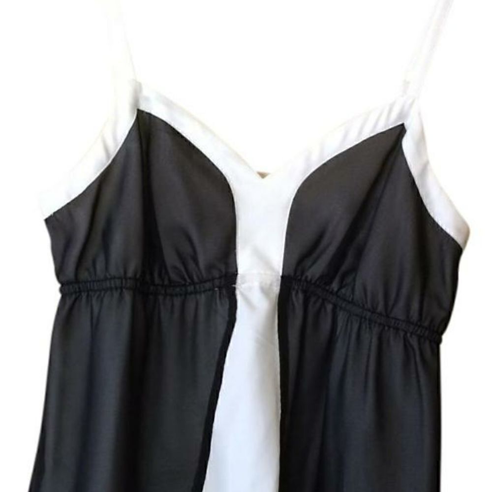 ELLE Top🌻2/$15  